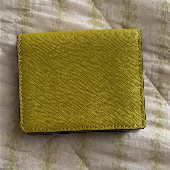 Michael Kors Lime Green Card Holder - Picture 4 of 4
